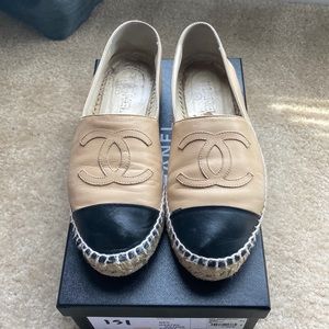 CHANEL Espadrilles